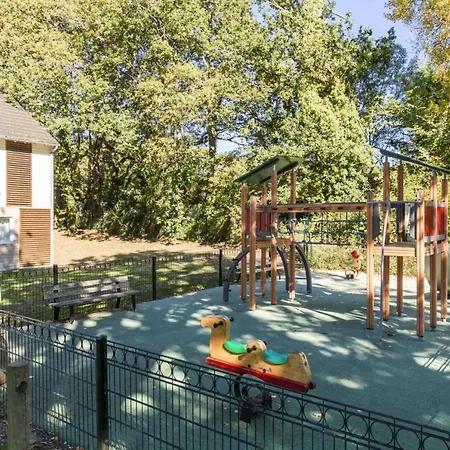 Le Domaine Du Bois De La Gree, פורנישי